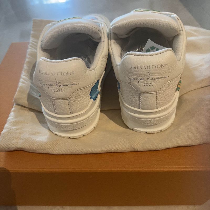 Louis Vuitton Yayoi Kusama x Louis Vuitton White Sneakers 0079 Size US 5.5 / EU 38 - 3 Thumbnail