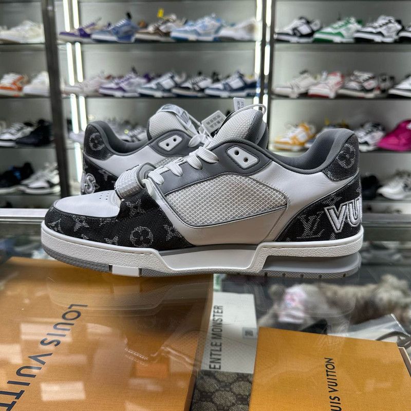 Louis Vuitton Louis Vuitton Trainer Sneakers in Gray Leather 0079 Size US 9 / EU 42 - 6 Thumbnail