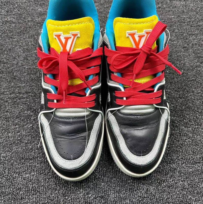Louis Vuitton Louis Vuitton Trainer Colorful Sneakers for Men 0079 Size US 9.5 / EU 42-43 - 2 Thumbnail