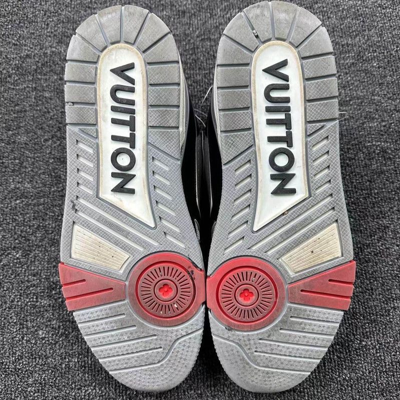 Louis Vuitton Louis Vuitton Trainer Colorful Sneakers for Men 0079 Size US 9.5 / EU 42-43 - 4 Thumbnail