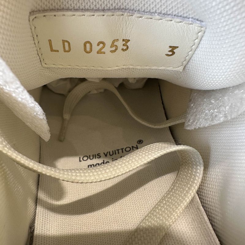 Louis Vuitton Louis Vuitton Green and White Trainer Sneakers 0079 Size US 6.5 / EU 39-40 - 5 Thumbnail