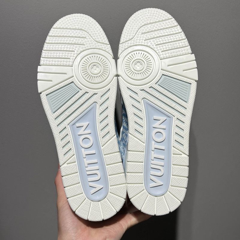 Louis Vuitton Louis Vuitton Blue and White Trainer Sneakers 0079 Size US 7.5 / EU 40-41 - 4 Thumbnail