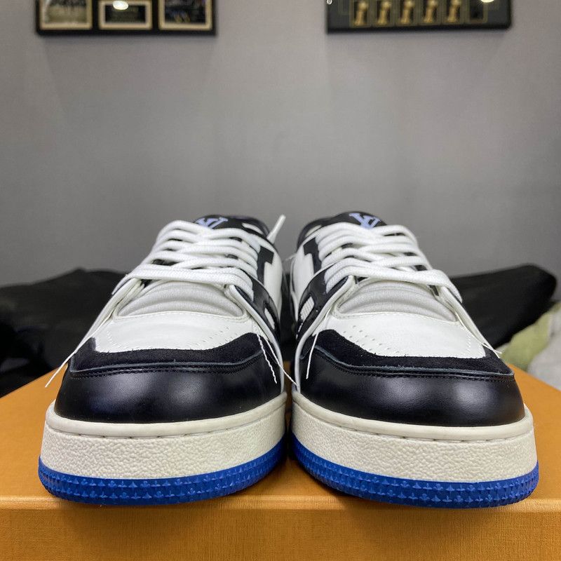 Louis Vuitton Louis Vuitton Stylish Low-Top Trainers for Men 0079 Size US 8 / EU 41 - 2 Thumbnail