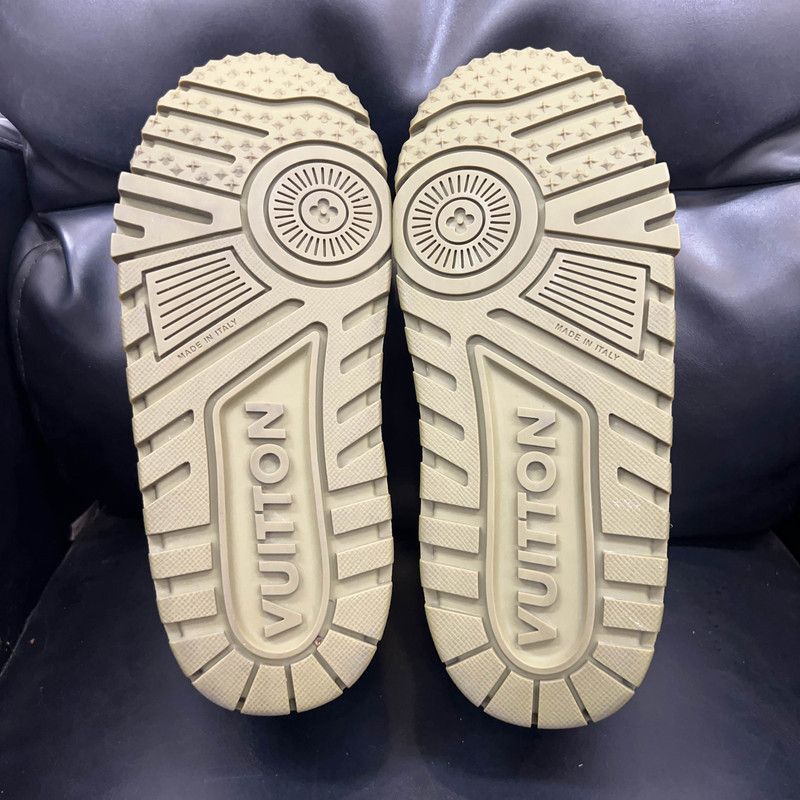Louis Vuitton Louis Vuitton Trainer Maxi Low Top Sneakers 0079 Size US 9.5 / EU 42-43 - 4 Thumbnail