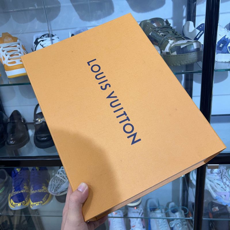 Louis Vuitton Louis Vuitton Trainer Maxi Low Top Sneakers 0079 Size US 9.5 / EU 42-43 - 6 Thumbnail