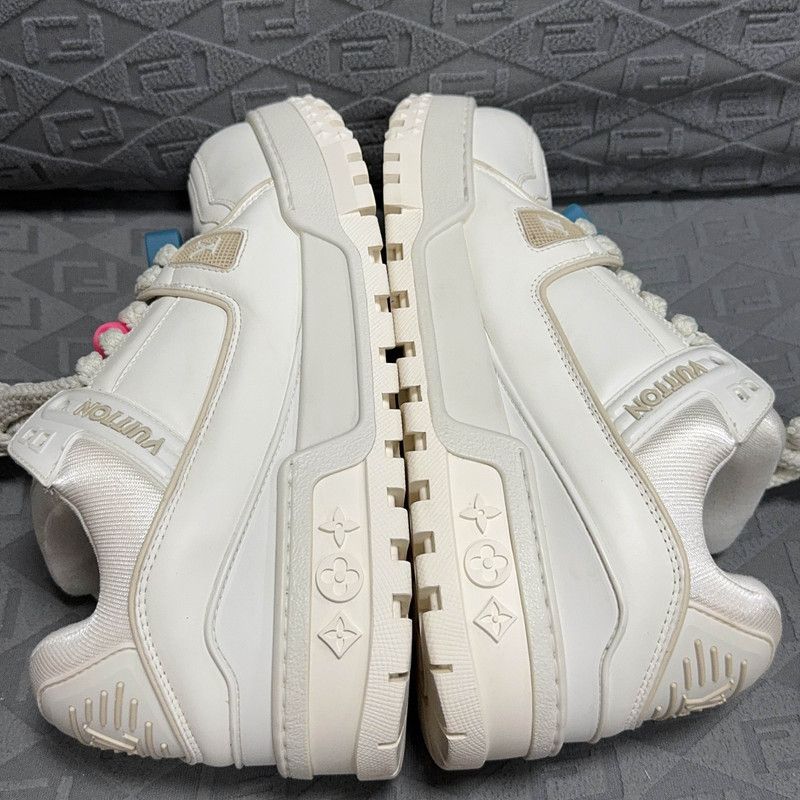 Louis Vuitton Louis Vuitton Trainer Maxi Low-Top Sneakers 0079 Size US 9.5 / EU 42-43 - 10 Thumbnail