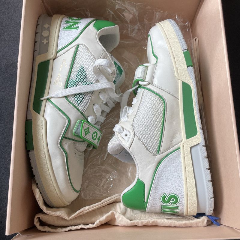 Louis Vuitton Louis Vuitton Classic Pattern Vintage Fashion Sneakers 0079 Size US 9.5 / EU 42-43 - 12 Thumbnail