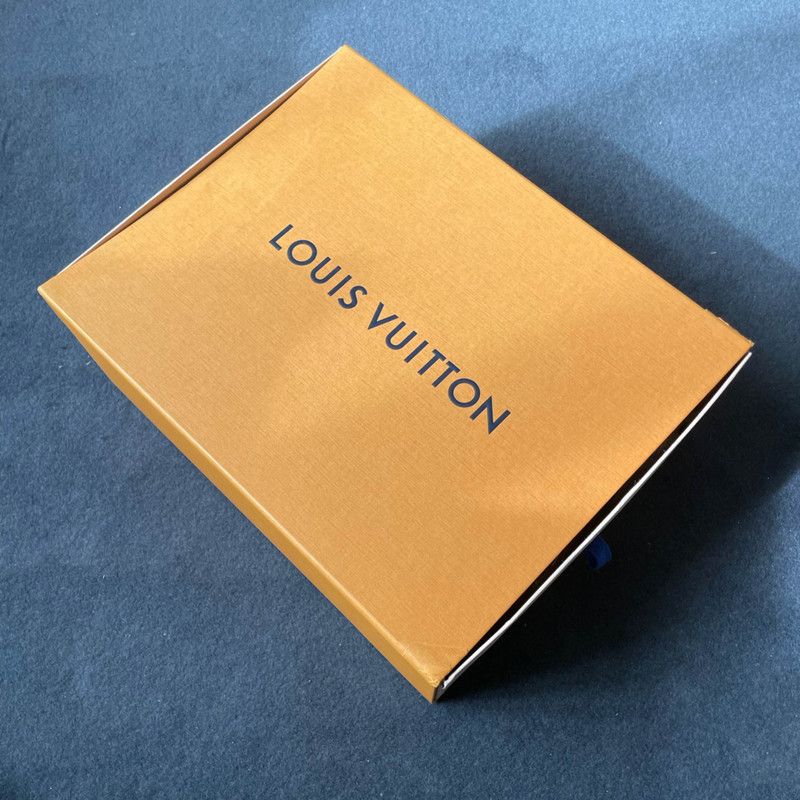 Louis Vuitton Louis Vuitton Classic Pattern Vintage Fashion Sneakers 0079 Size US 9.5 / EU 42-43 - 9 Thumbnail