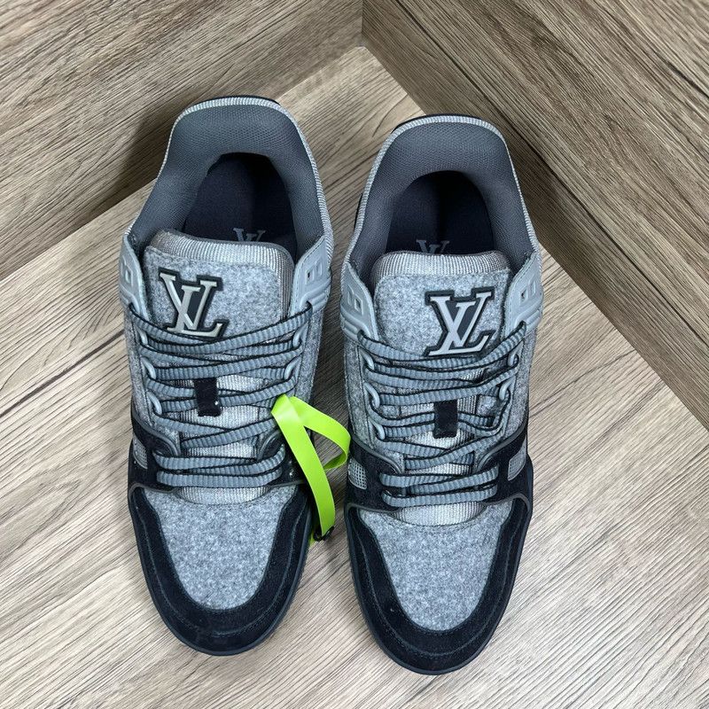 Louis Vuitton Louis Vuitton Trainer Gray Wool Panel Sneakers 0079 Size US 6.5 / EU 39-40 - 3 Thumbnail