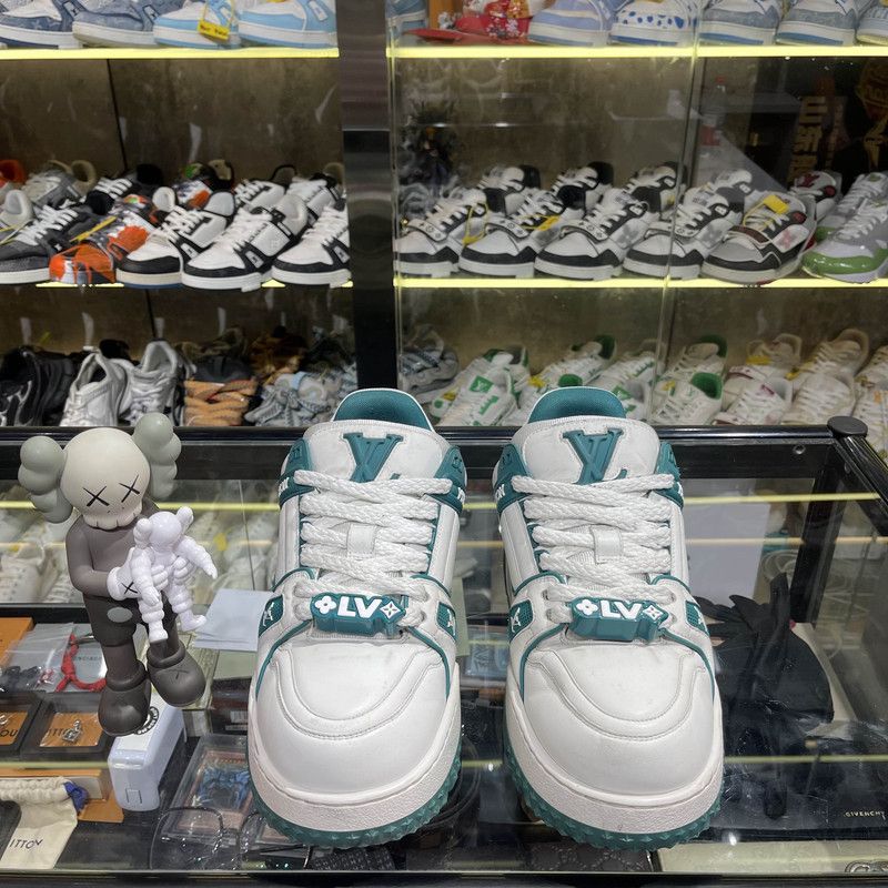 Louis Vuitton Louis Vuitton Trainer Maxi Low Sneakers for Everyone 0079 Size US 9.5 / EU 42-43 - 2 Thumbnail