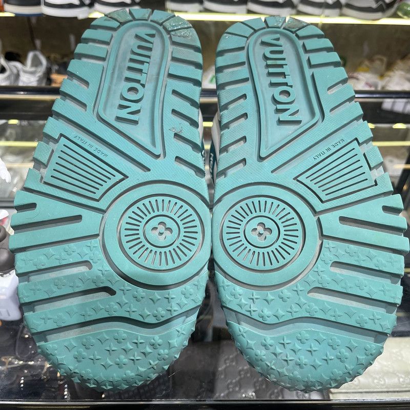 Louis Vuitton Louis Vuitton Trainer Maxi Low Sneakers for Everyone 0079 Size US 9.5 / EU 42-43 - 7 Thumbnail