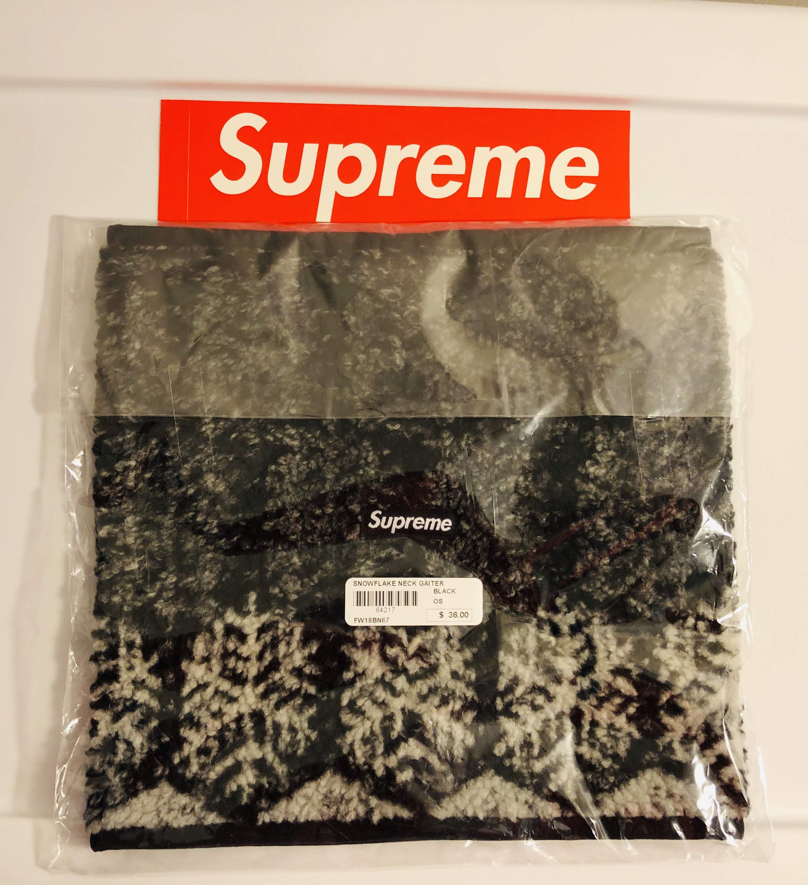 Supreme Neck Gaiter | Grailed