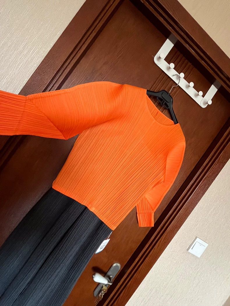 Issey Miyake Issey Miyake Please Please Pleated Top -dmc Size US M / EU 48-50 / 2 - 4 Thumbnail