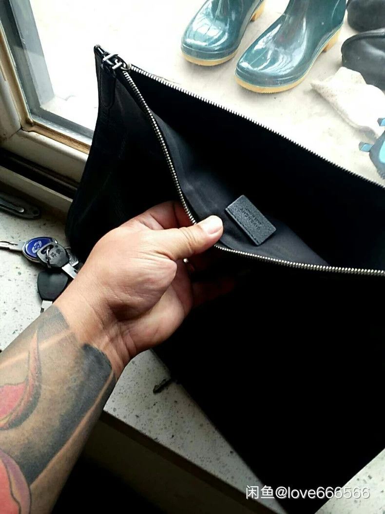 Givenchy Givenchy Black Leather Handbag -dmc Size ONE SIZE - 5 Thumbnail