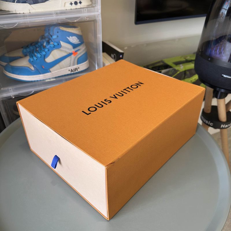 Louis Vuitton Louis Vuitton Trainer Low Top Fashion Sneakers 0079 Size US 11 / EU 44 - 6 Thumbnail