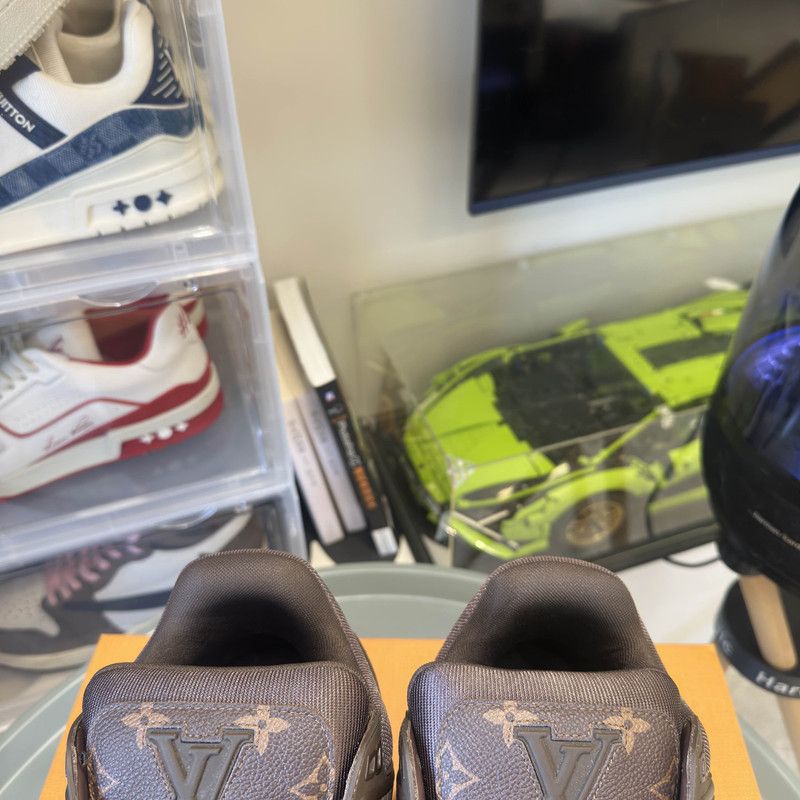 Louis Vuitton Louis Vuitton Trainer Maxi Brown Low-Top Sneakers 0079 Size US 8 / EU 41 - 9 Thumbnail