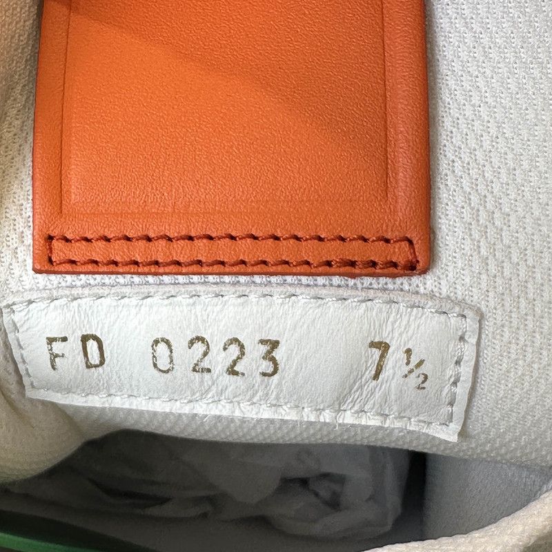 Louis Vuitton Louis Vuitton Orange Low-Top Trainer Sneakers 0079 Size US 8 / EU 41 - 5 Thumbnail