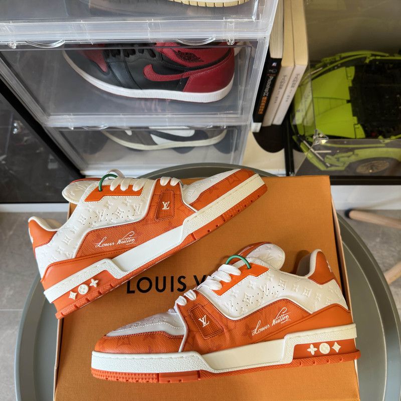 Louis Vuitton Louis Vuitton Orange Low-Top Trainer Sneakers 0079 Size US 8 / EU 41 - 7 Thumbnail