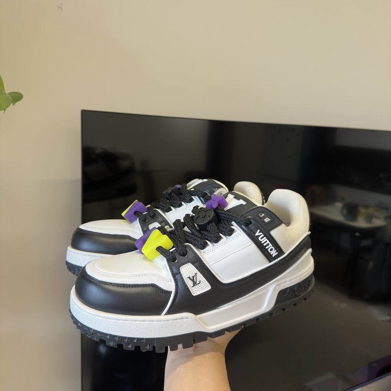 Louis Vuitton Louis Vuitton Trainer Maxi Low-Top Sneakers 0079 Size US 8.5 / EU 41-42 - 12 Thumbnail