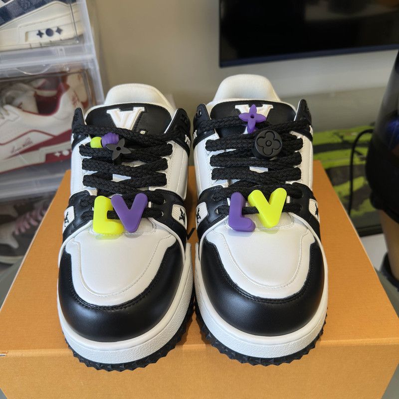 Louis Vuitton Louis Vuitton Trainer Maxi Low-Top Sneakers 0079 Size US 8.5 / EU 41-42 - 2 Thumbnail