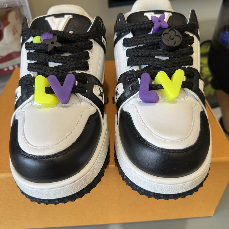 Louis Vuitton Louis Vuitton Trainer Maxi Low-Top Sneakers 0079 Size US 8.5 / EU 41-42 - 10 Thumbnail