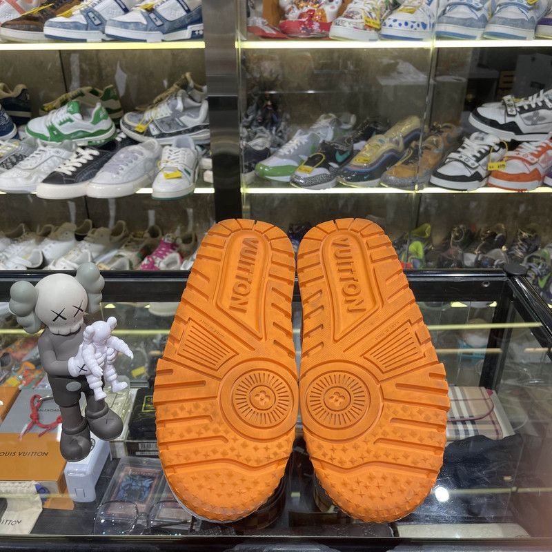 Louis Vuitton Louis Vuitton Trainer Maxi Low-Top Sneakers 0079 Size US 9.5 / EU 42-43 - 4 Thumbnail