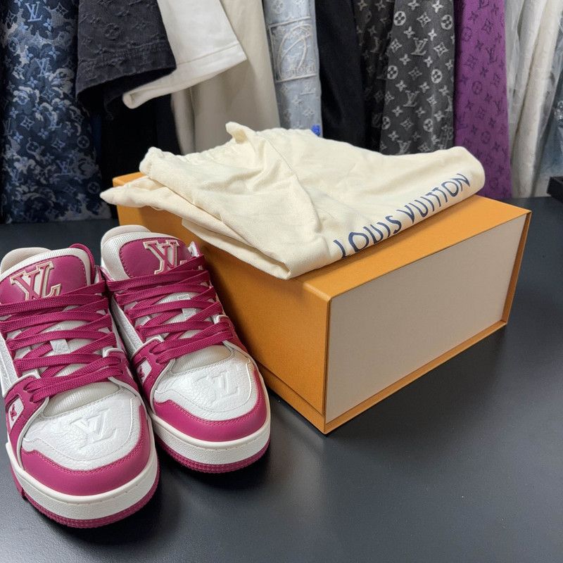 Louis Vuitton Louis Vuitton Trainer Low Top Fashion Sneakers 0079 Size US 7.5 / EU 40-41 - 6 Thumbnail