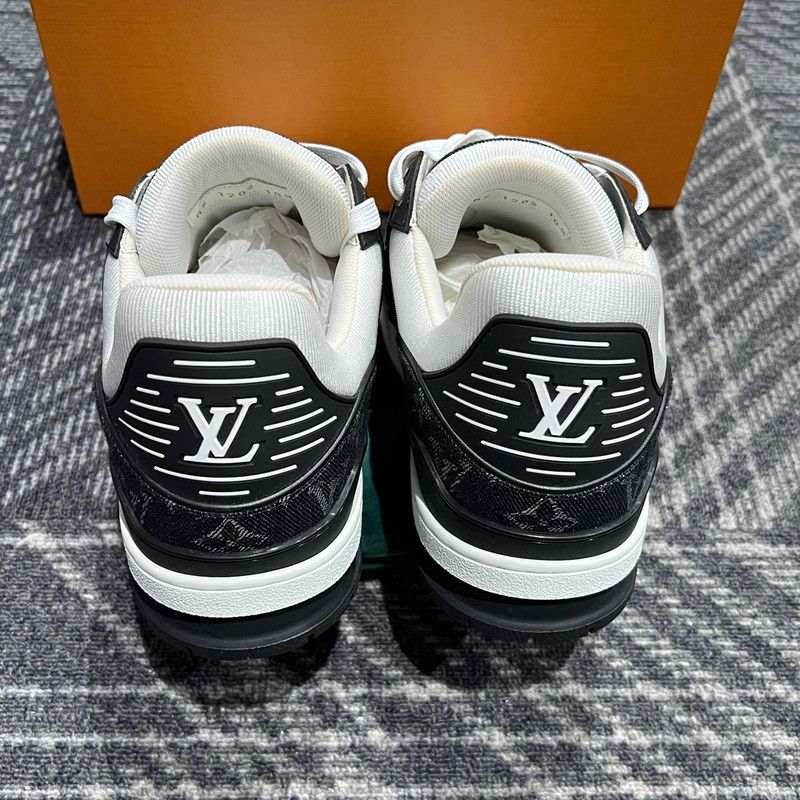 Louis Vuitton Louis Vuitton Panda Print Low Top Sneakers 0079 Size US 11 / EU 44 - 3 Thumbnail
