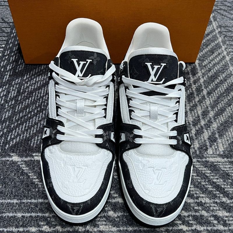 Louis Vuitton Louis Vuitton Panda Print Low Top Sneakers 0079 Size US 11 / EU 44 - 2 Thumbnail