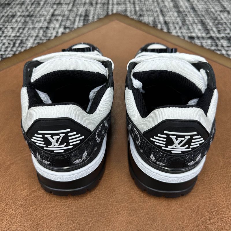 Louis Vuitton Louis Vuitton Trainer Maxi Black White Sneakers 0079 Size US 5.5 / EU 38 - 3 Thumbnail
