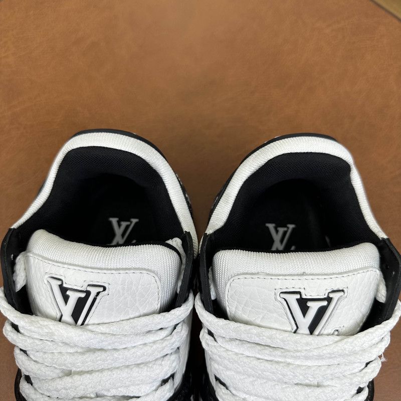 Louis Vuitton Louis Vuitton Trainer Maxi Black White Sneakers 0079 Size US 5.5 / EU 38 - 8 Thumbnail