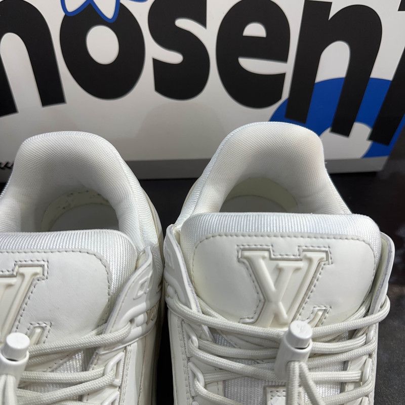 Louis Vuitton Louis Vuitton Trainer Maxi White Low Top Sneakers 0079 Size US 9 / EU 42 - 9 Thumbnail