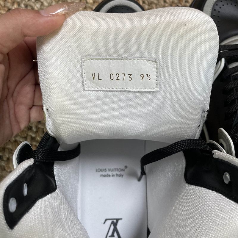 Louis Vuitton Louis Vuitton Classic Trainer High-Top Sneakers 0079 Size US 10.5 / EU 43-44 - 5 Thumbnail