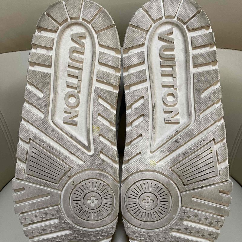 Louis Vuitton Louis Vuitton Trainer Maxi Low-top Sneakers 0079 Size US 9.5 / EU 42-43 - 11 Thumbnail