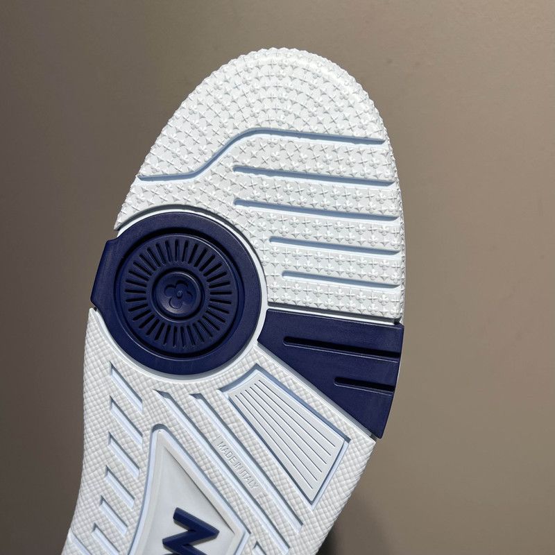 Louis Vuitton Louis Vuitton Blue Trainer Sneakers for Men 0079 Size US 7.5 / EU 40-41 - 6 Thumbnail