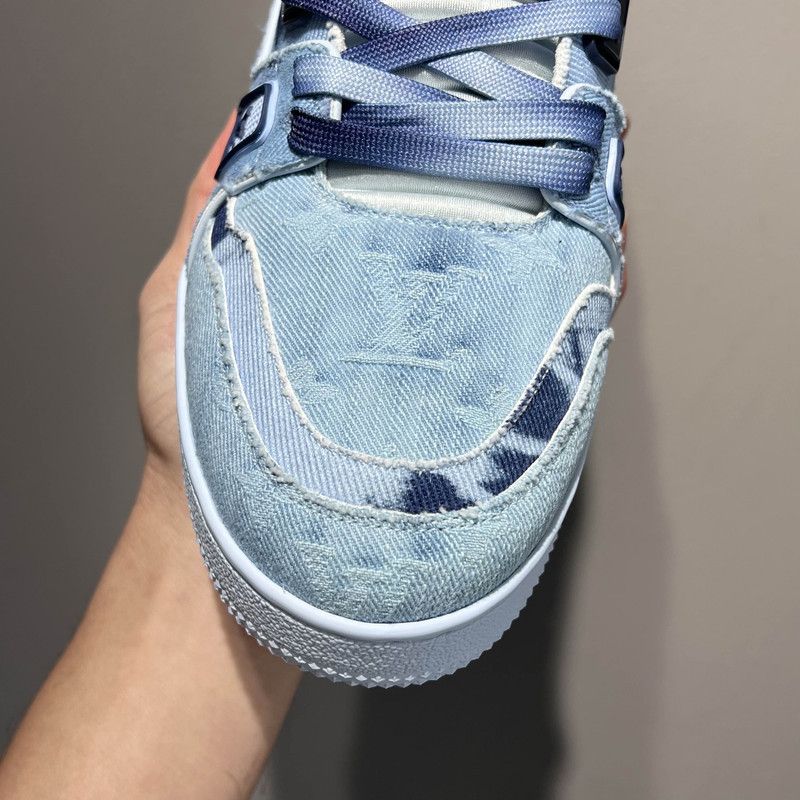 Louis Vuitton Louis Vuitton Blue Trainer Sneakers for Men 0079 Size US 7.5 / EU 40-41 - 16 Thumbnail
