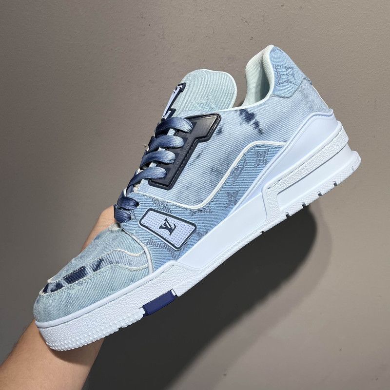 Louis Vuitton Louis Vuitton Blue Trainer Sneakers for Men 0079 Size US 7.5 / EU 40-41 - 14 Thumbnail
