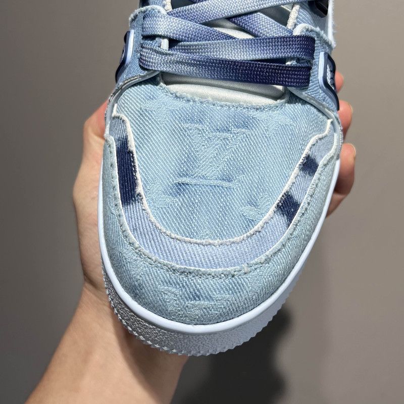 Louis Vuitton Louis Vuitton Blue Trainer Sneakers for Men 0079 Size US 7.5 / EU 40-41 - 12 Thumbnail