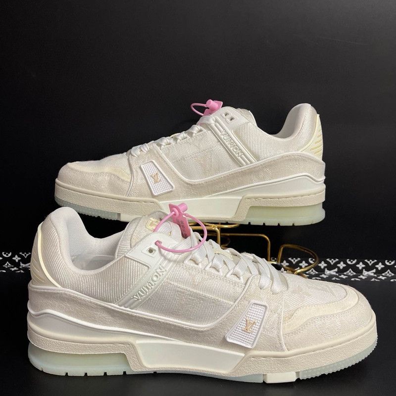 Louis Vuitton Louis Vuitton Classic Trainer Fashion Sneakers for Men 0079 Size US 8 / EU 41 - 6 Thumbnail