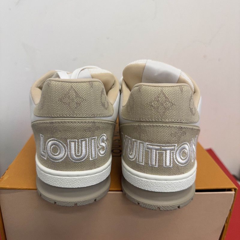 Louis Vuitton Louis Vuitton Low-top Trainer Sneakers in Khaki 0079 Size US 8 / EU 41 - 3 Thumbnail