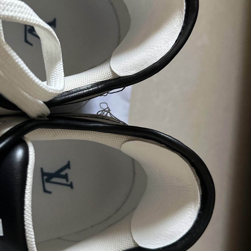 Louis Vuitton Louis Vuitton Trainer Low-Top Fashion Sneakers 0079 Size US 8.5 / EU 41-42 - 7 Thumbnail