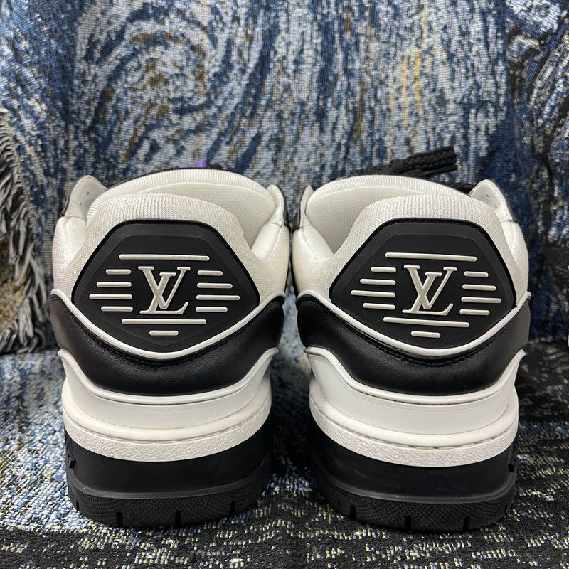Louis Vuitton Louis Vuitton Trainer Maxi Low Top Sneakers 0079 Size US 9.5 / EU 42-43 - 3 Thumbnail