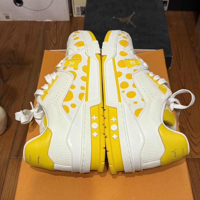 Louis Vuitton Yayoi Kusama x Louis Vuitton Yellow Dot Trainers 0079 Size US 10.5 / EU 43-44 - 8 Thumbnail