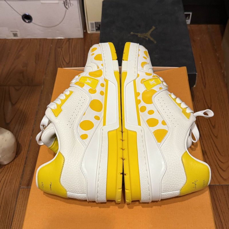 Louis Vuitton Yayoi Kusama x Louis Vuitton Yellow Dot Trainers 0079 Size US 10.5 / EU 43-44 - 7 Thumbnail