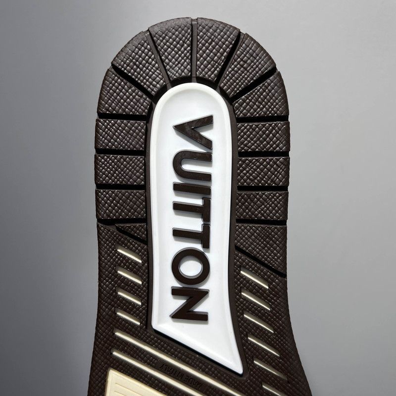 Louis Vuitton Louis Vuitton Low Top Trainer Sneakers for All 0079 Size US 8.5 / EU 41-42 - 6 Thumbnail