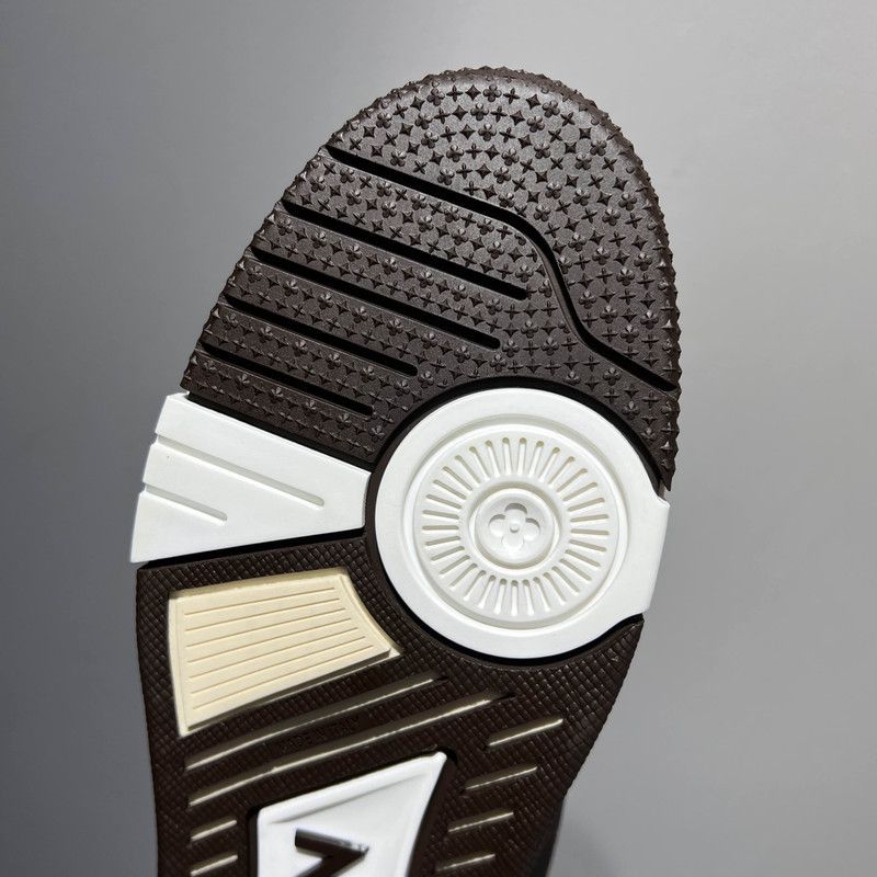 Louis Vuitton Louis Vuitton Low Top Trainer Sneakers for All 0079 Size US 8.5 / EU 41-42 - 7 Thumbnail
