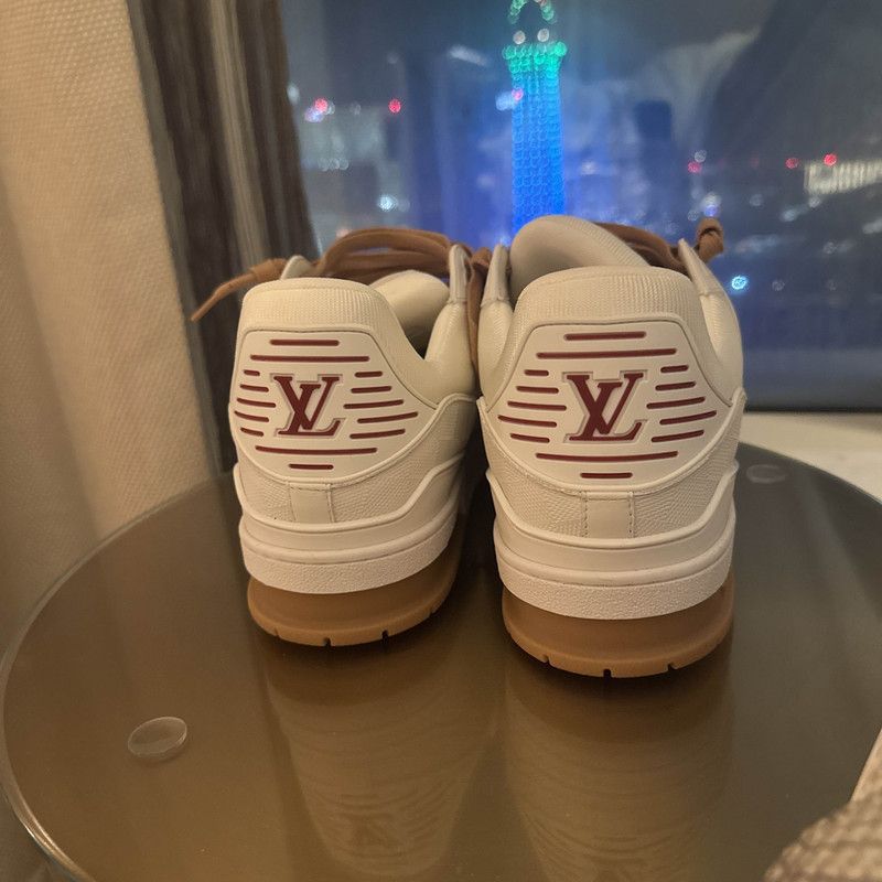 Louis Vuitton Louis Vuitton White Trainer Low Top Sneakers 0079 Size US 10.5 / EU 43-44 - 3 Thumbnail