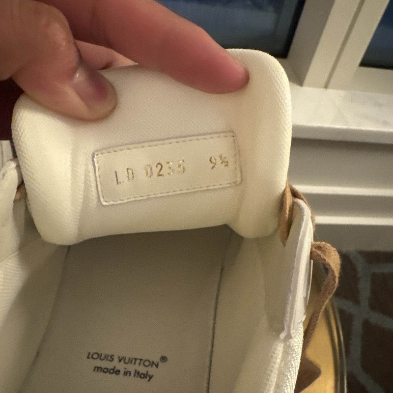 Louis Vuitton Louis Vuitton White Trainer Low Top Sneakers 0079 Size US 10.5 / EU 43-44 - 5 Thumbnail