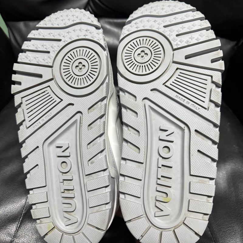 Louis Vuitton Louis Vuitton Trainer Maxi Low-Top Sneakers 0079 Size US 8 / EU 41 - 4 Thumbnail