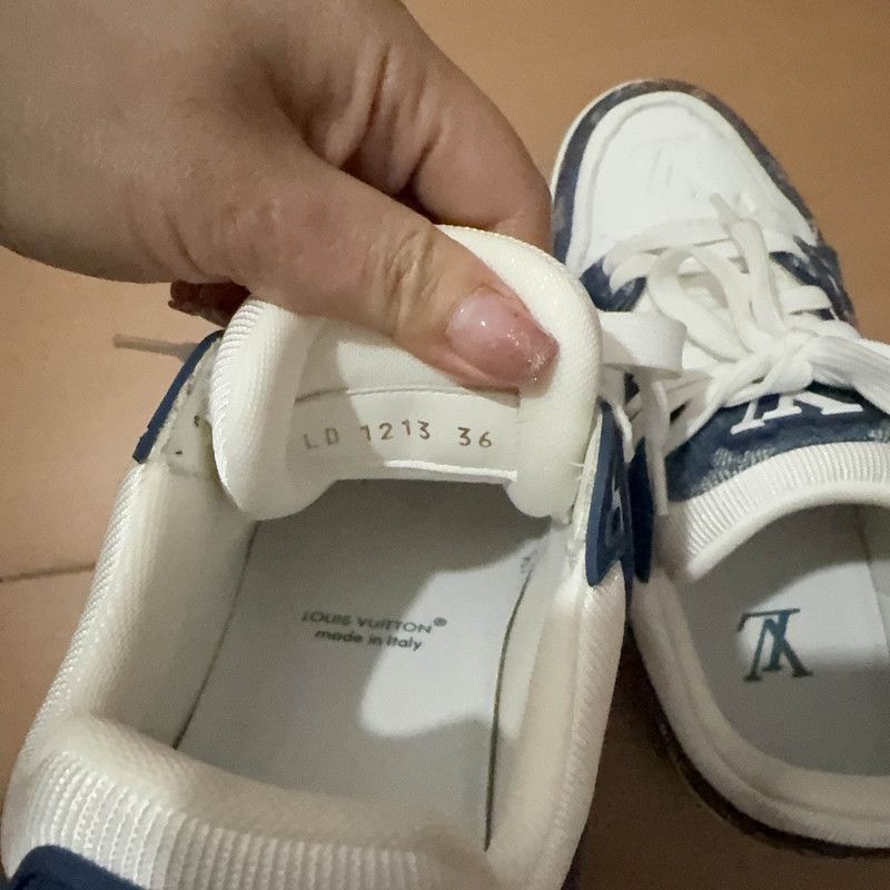Louis Vuitton Louis Vuitton Vintage Trainer Sneakers in Blue and White 0079 Size US 5.5 / EU 38 - 5 Thumbnail